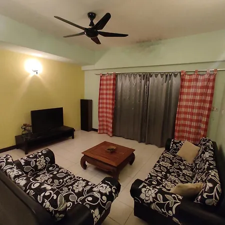 Acuk Stay - Seri Maya Condo Homestay